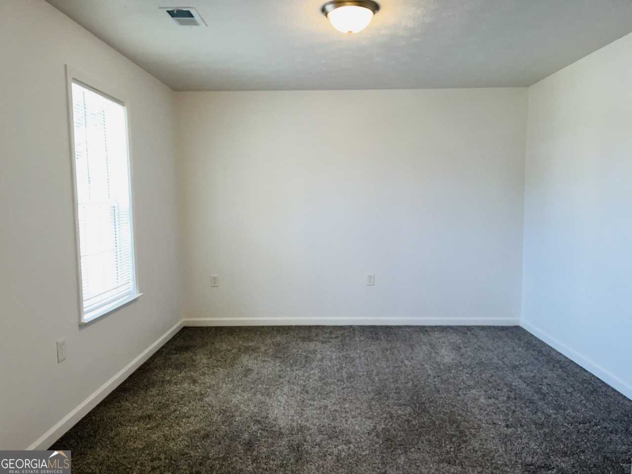 47 Robinson St #40A - Photo 5 of 12