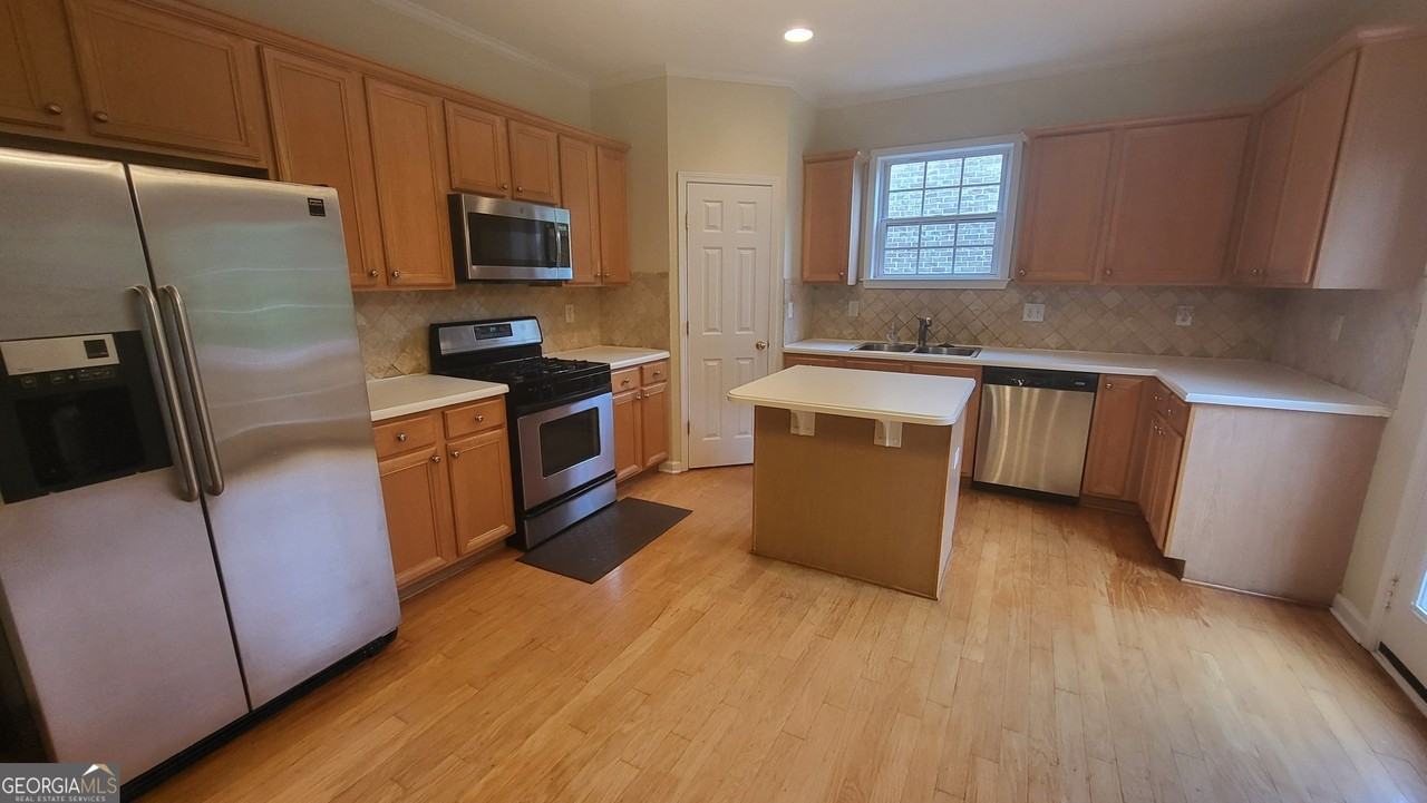 4810 Edinburgh Dr - Photo 2 of 21