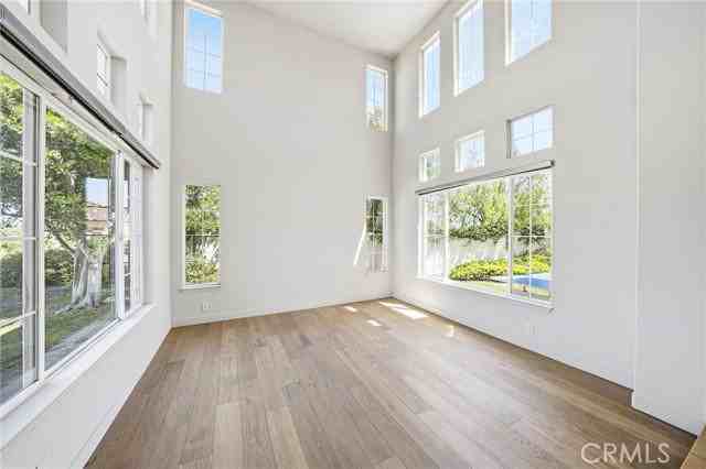 3844 Rock Hampton Dr - Photo 4 of 8
