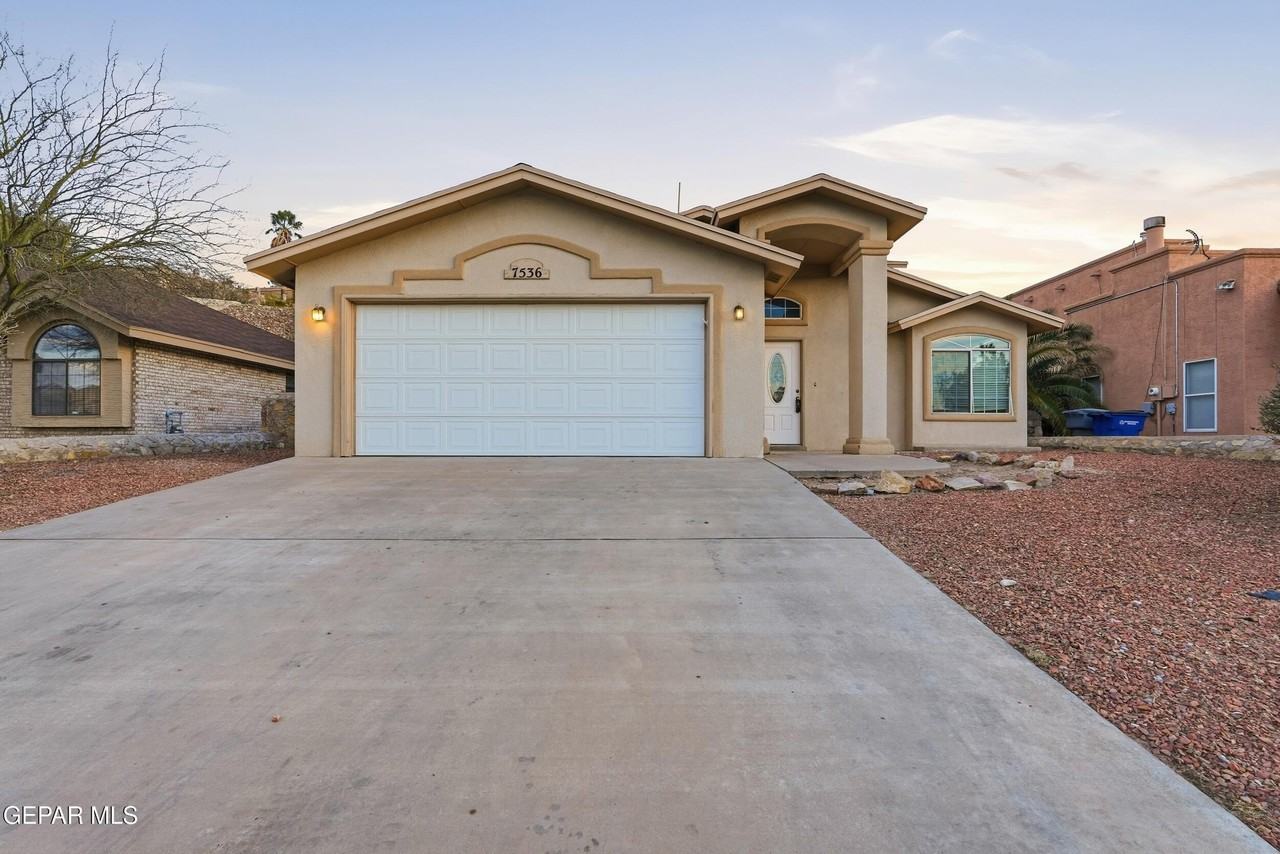7536 Le Conte Dr - Photo 2 of 33