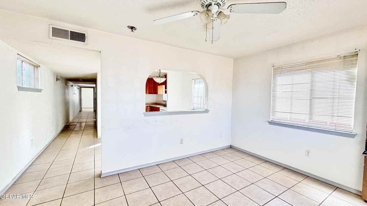 2717 Idalia Ave #B - Photo 4 of 14