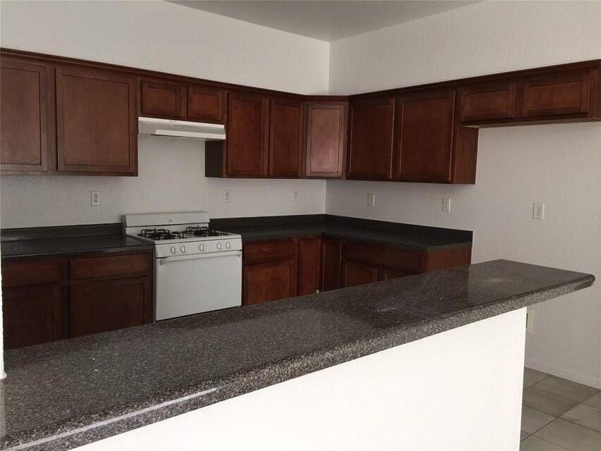 8944 Herbert St #B - Photo 3 of 13