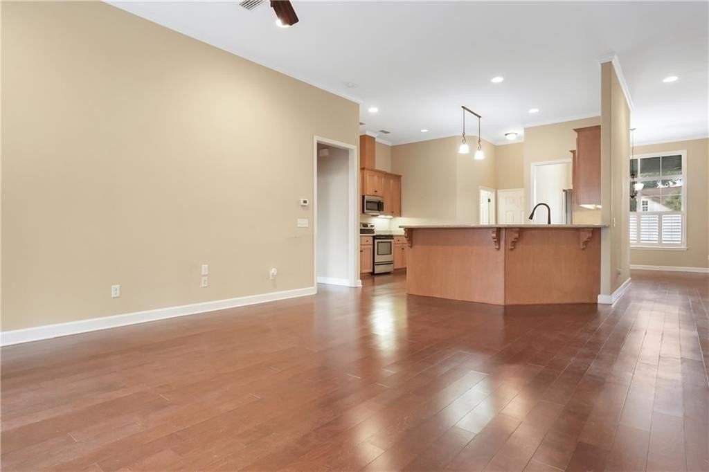 284 Villager Dr - Photo 6 of 26