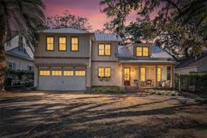 featured image of 1030B Village Oaks Ln