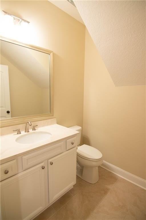 702 Mariners Cir - Photo 3 of 41