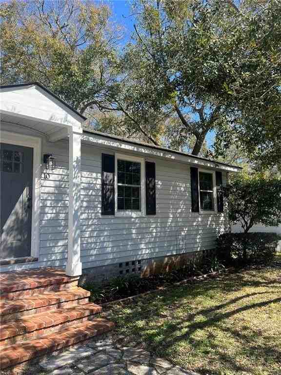 10 Stewart Ave - Photo 2 of 50