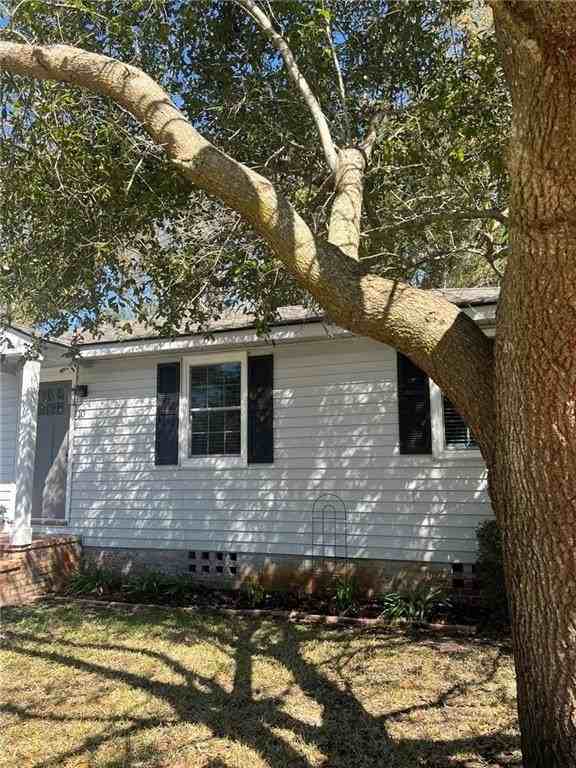 10 Stewart Ave - Photo 3 of 50