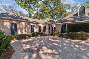 featured image of 125 Pine Vly