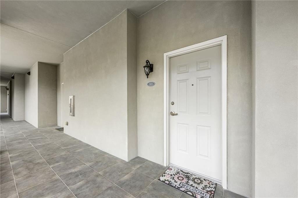 150 Salt Air Dr #304 - Photo 2 of 18
