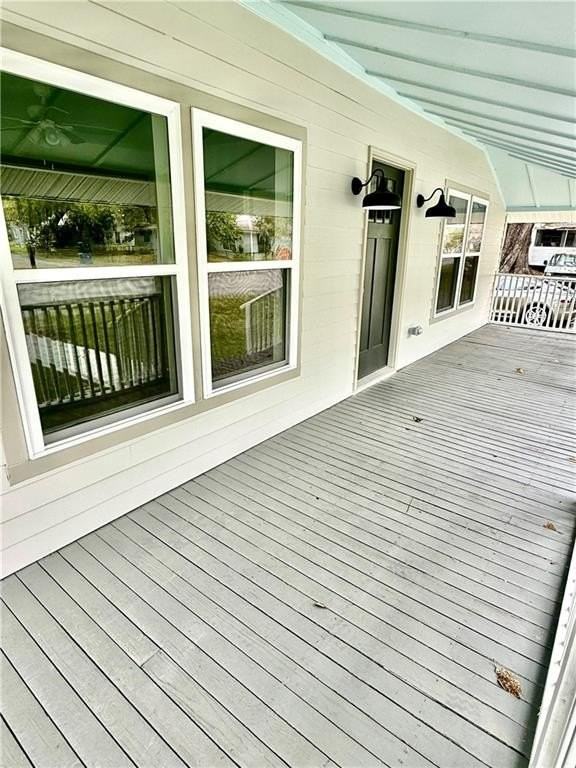 211 Dartmouth St - Photo 3 of 17