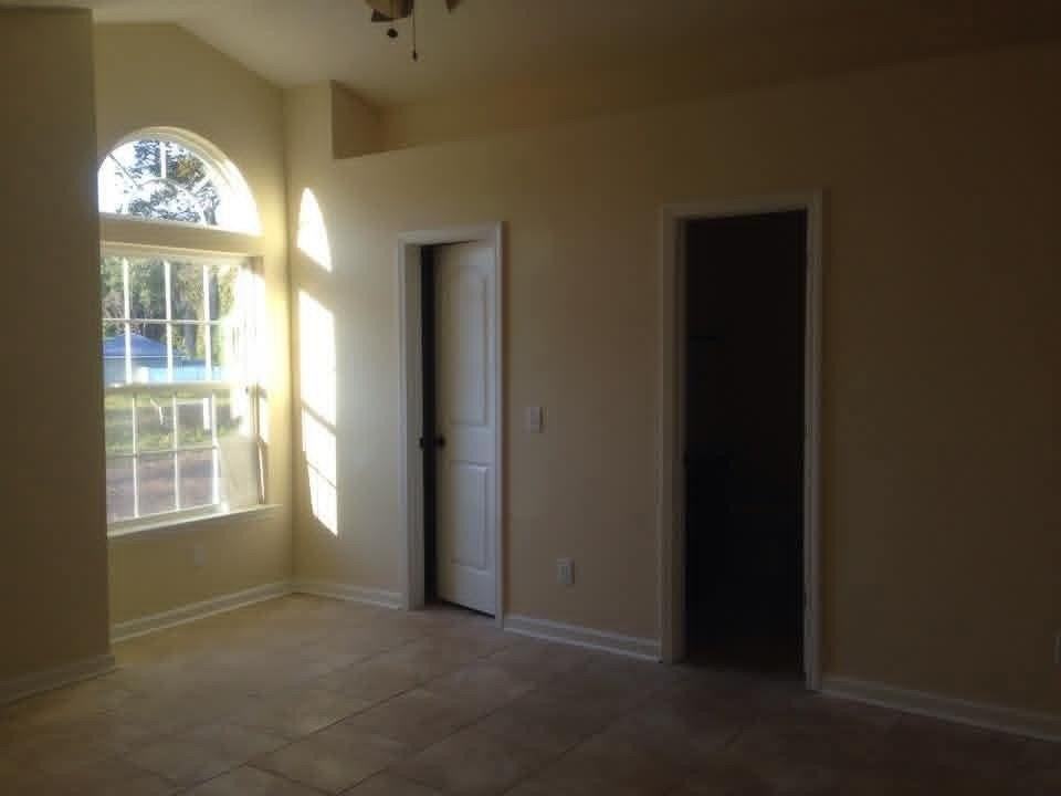 239 Pecan Point Rd E - Photo 4 of 9