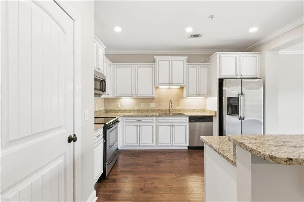 205 Reserve Ln - Photo 7 of 24