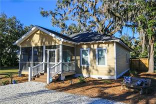 214 Clarke St - Photo 1 of 1