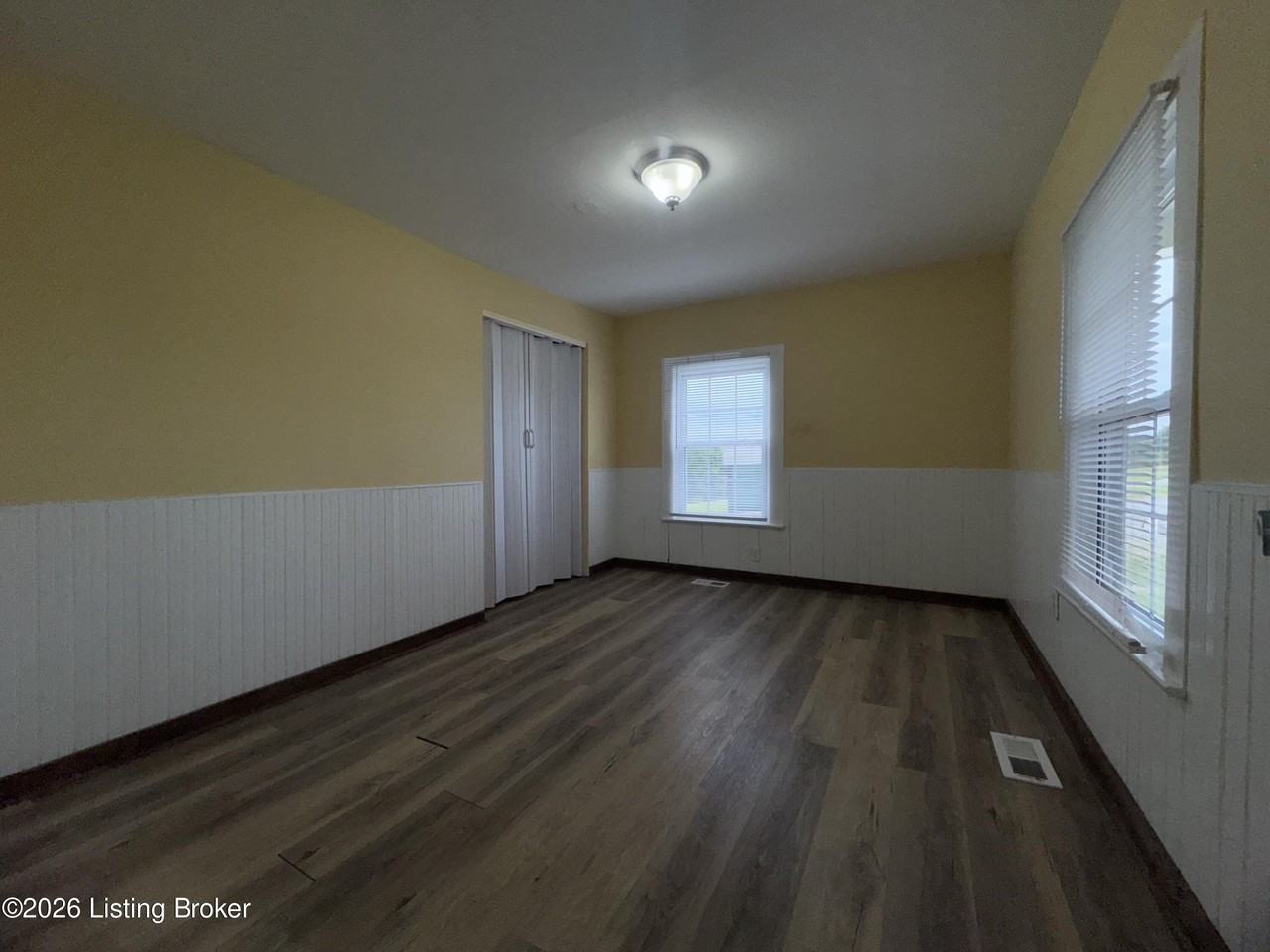 751 Van Buren Rd - Photo 3 of 10