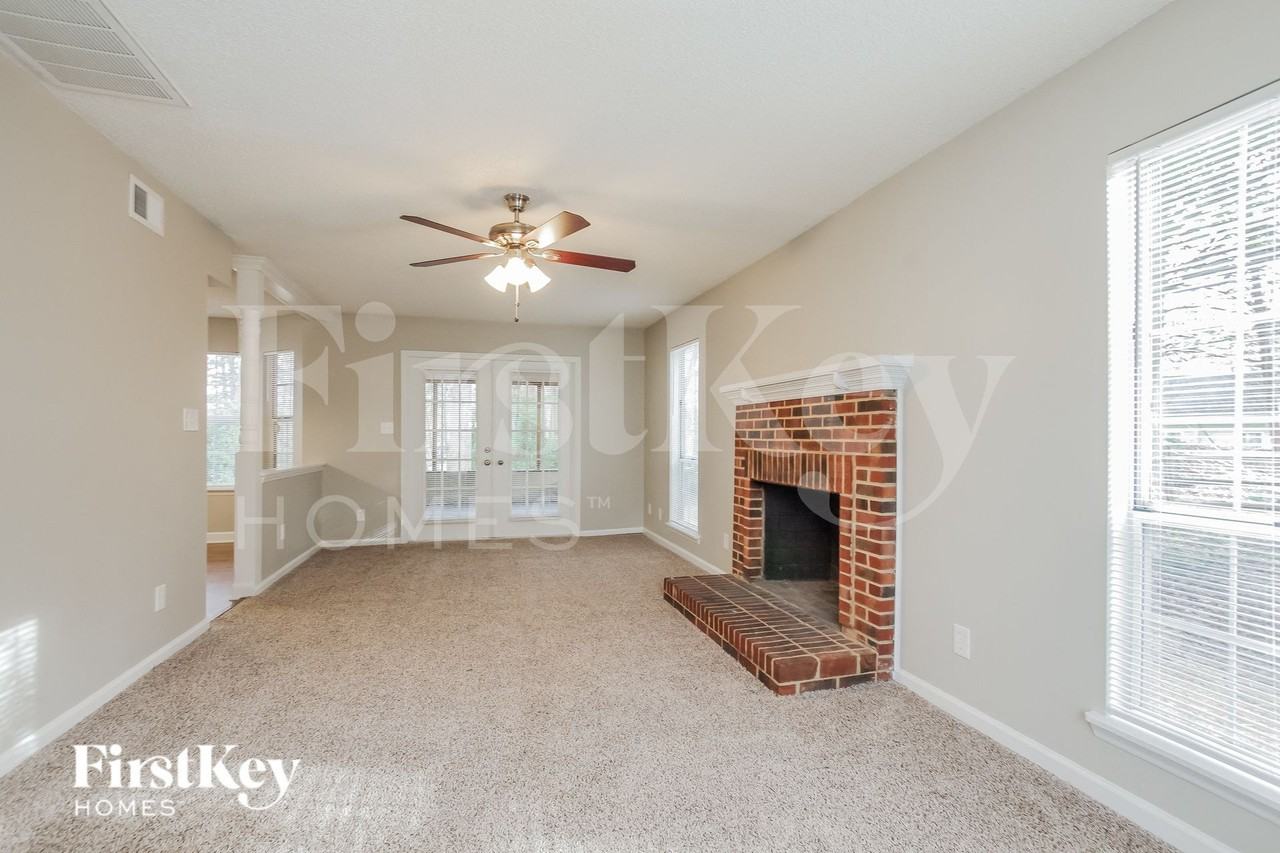 6904 Passeres Ct - Photo 4 of 15