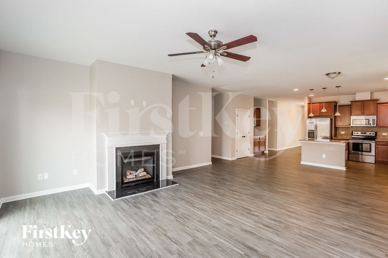 3516 Larkhaven Ave Sw - Photo 4 of 15