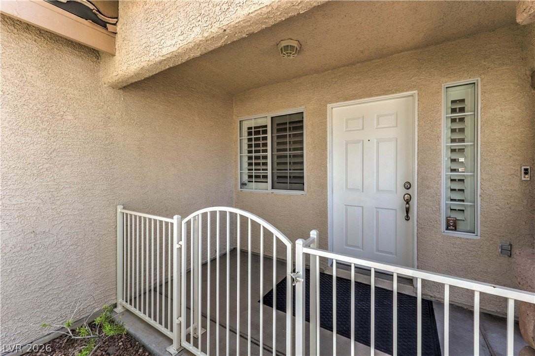 677 Quiet Stream Ct - Photo 5 of 30