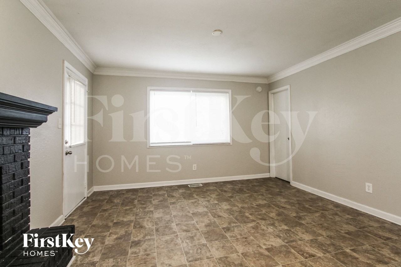 9630 Pepperidge Dr - Photo 5 of 15