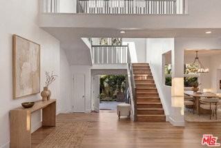 576 E Channel Rd - Photo 4 of 8