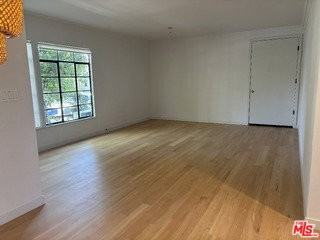 1807 Montana Ave - Photo 4 of 8