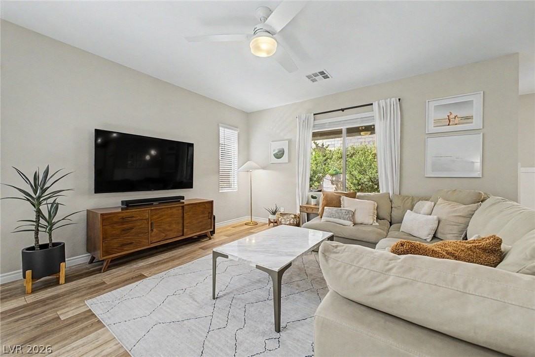 8137 Skye Plum St - Photo 6 of 46