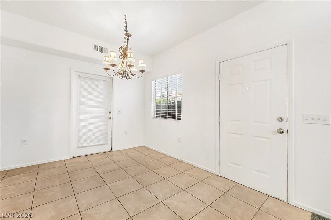 10245 S Maryland Pkwy #176 - Photo 6 of 26