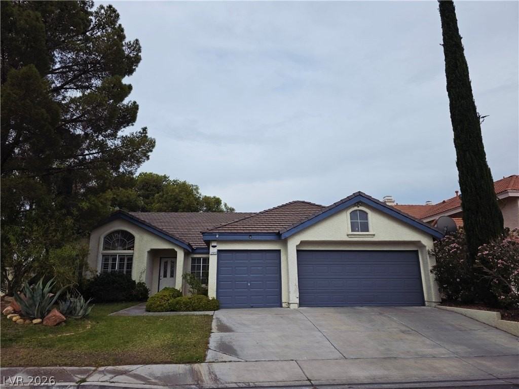 2920 Setting Sun St