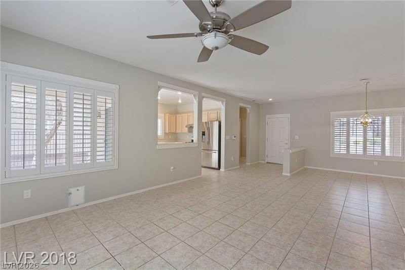 2557 Shellsburg Ave - Photo 4 of 25
