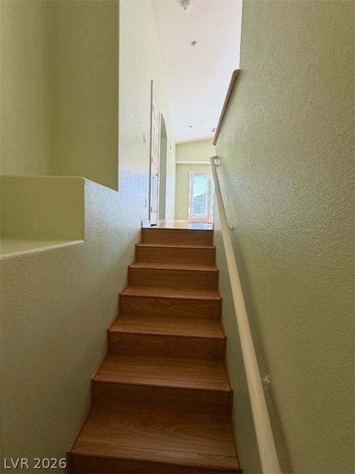 10024 Aspen Rose St #101 - Photo 3 of 20