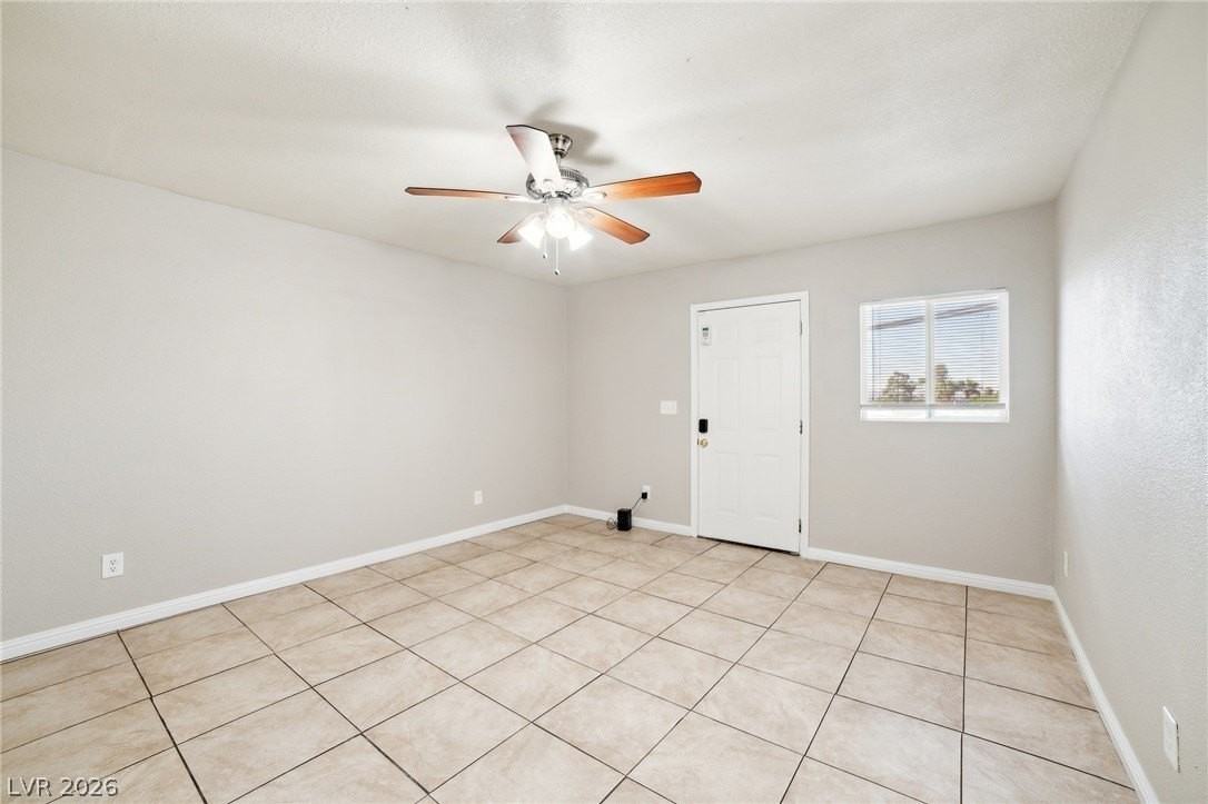 1301 N 23rd St #3 - Photo 5 of 15