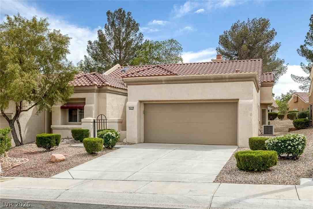 9437 January Dr - Photo 3 of 49