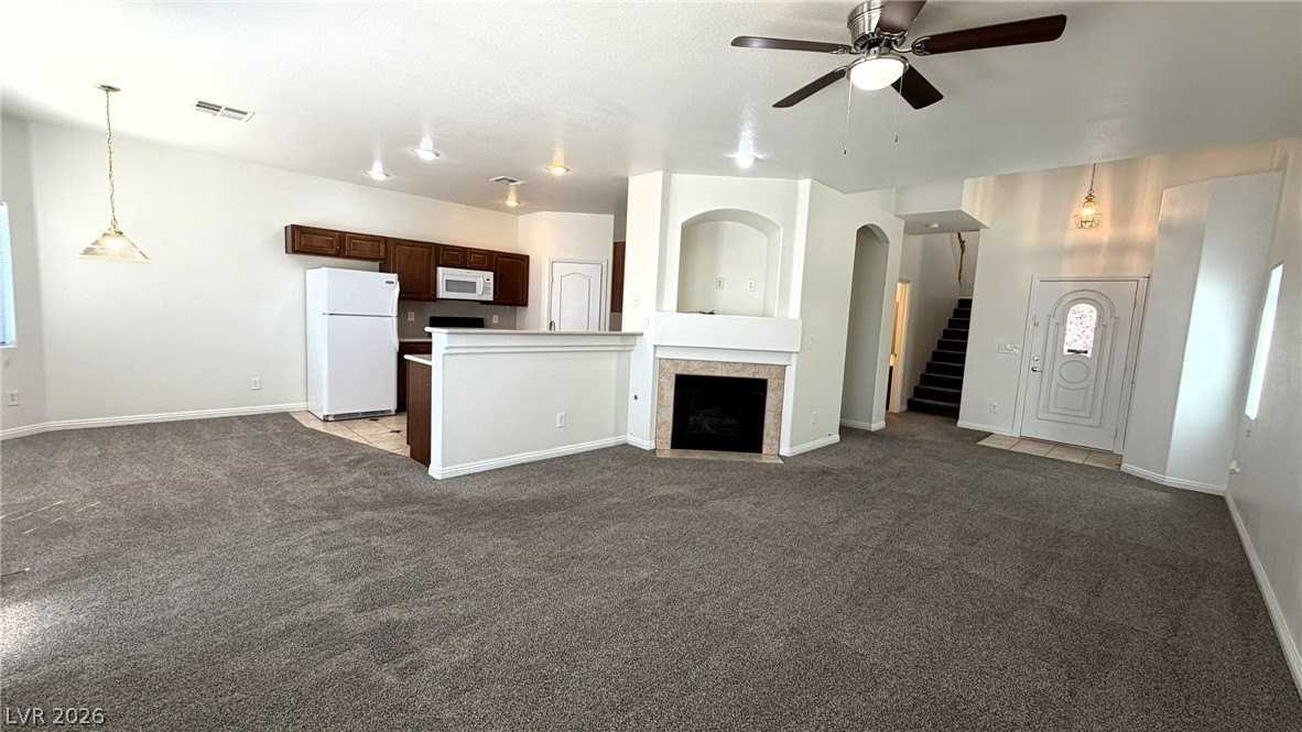 8493 Gardena Hills Ave - Photo 7 of 33