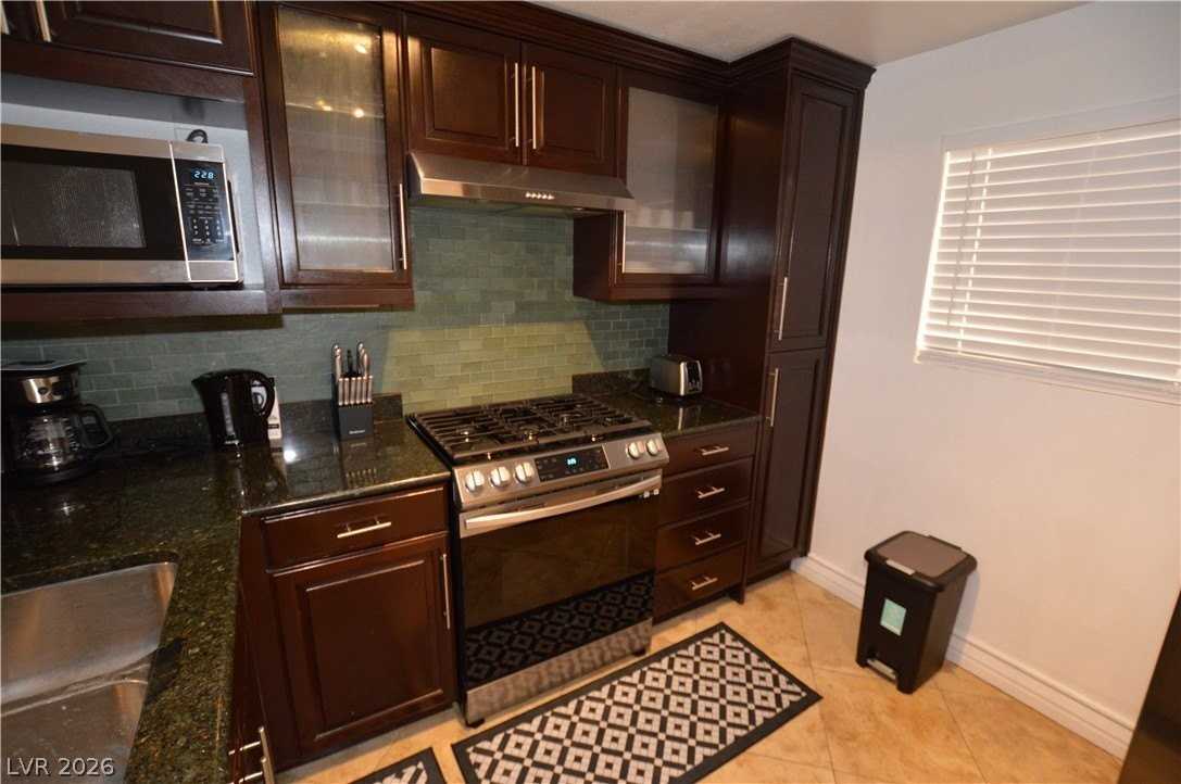260 E Flamingo Rd #332 - Photo 6 of 36
