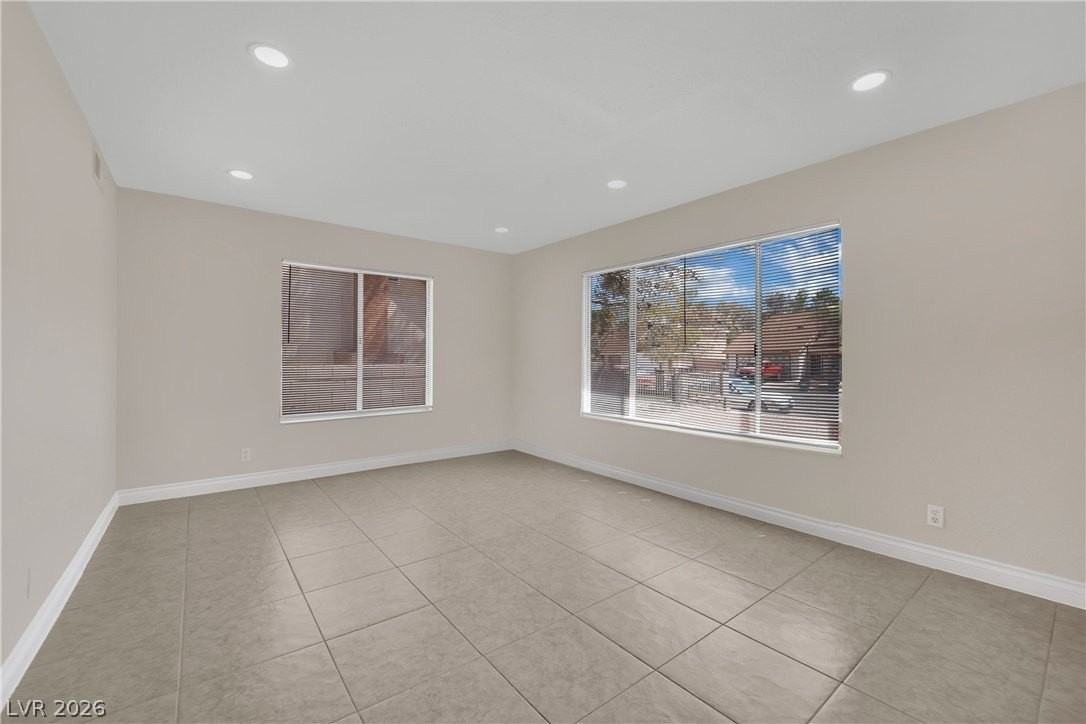 7156 Enterprise Dr - Photo 5 of 28