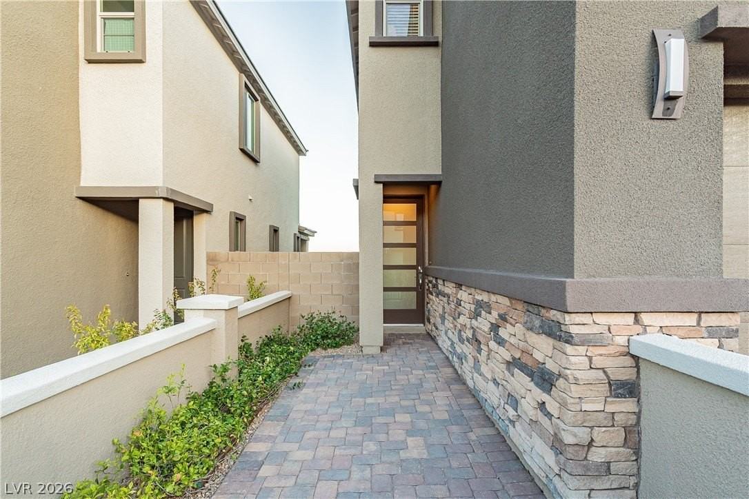800 Ariel Heights Ave - Photo 4 of 50