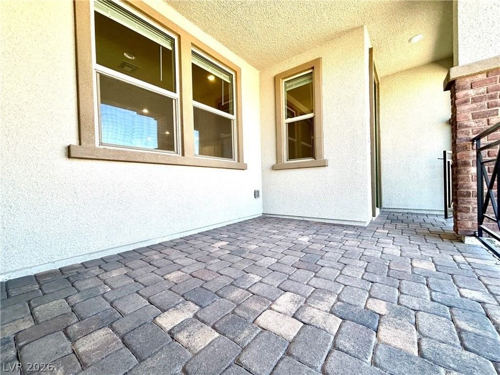 12480 Kings Creek Pl - Photo 2 of 24