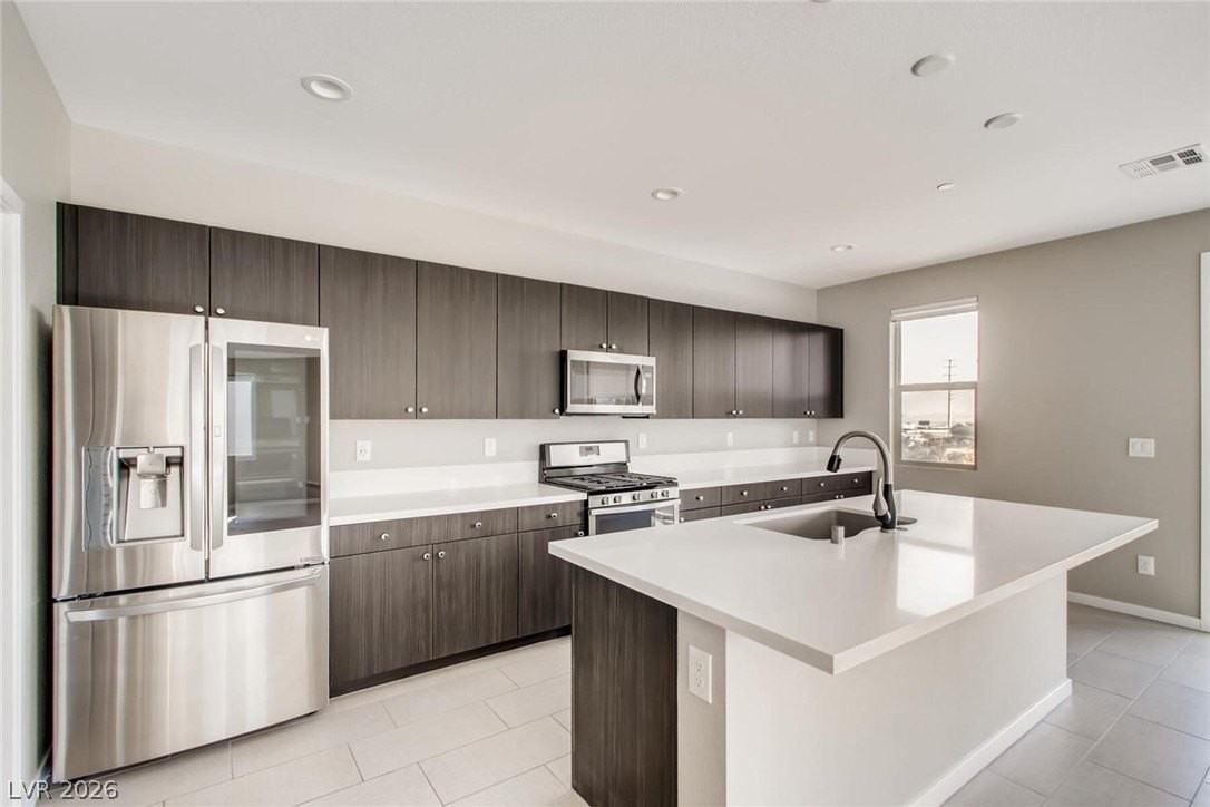 11227 Cactus Tower Ave #103 - Photo 2 of 25