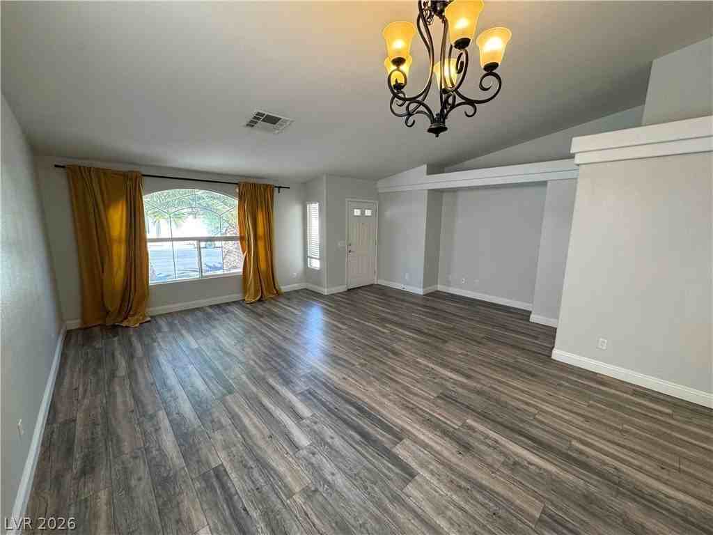 10034 Chinook Gale Ct - Photo 3 of 33