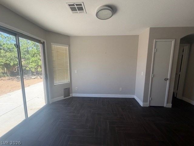 5041 Nardini Ave - Photo 7 of 20