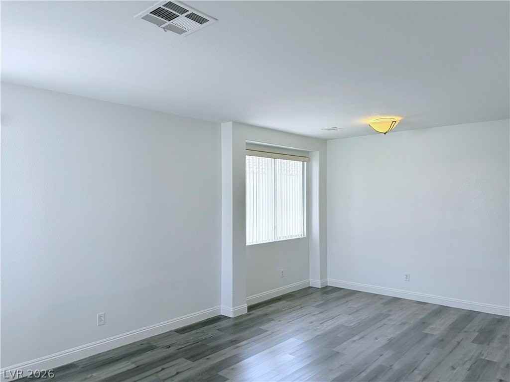 8071 Sapphire Cove Ave - Photo 6 of 12