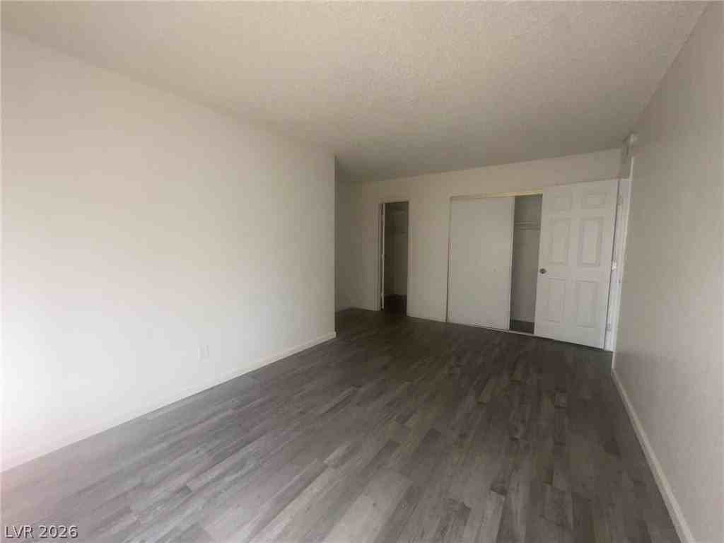 3489 Villa Knolls S Drive - Photo 7 of 8