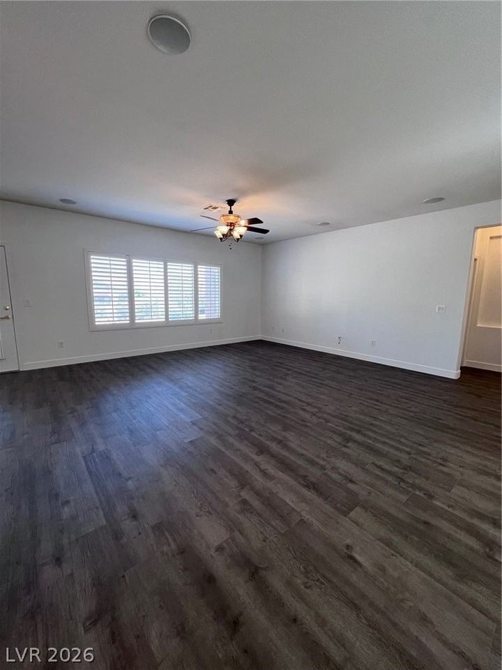 1627 Fieldbrook St - Photo 7 of 30