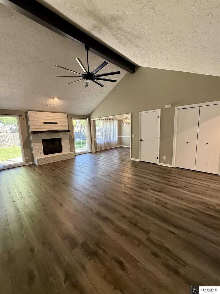 2902 Blackhawk Dr - Photo 6 of 27