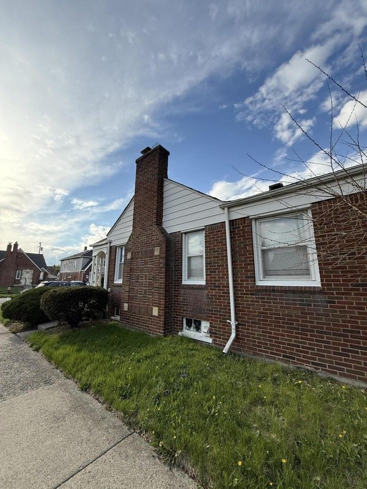 16800 Asbury Park - Photo 2 of 16