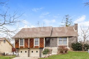 7714 Nw 69th Ter - Photo 1 of 1