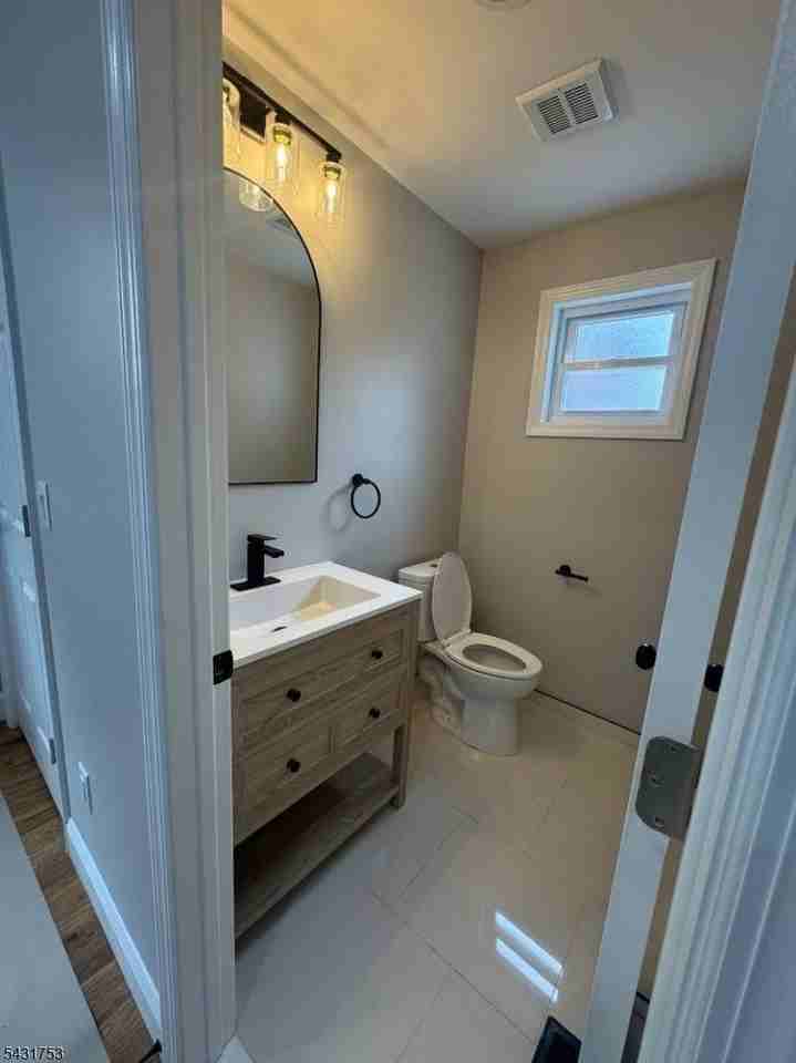 20 Maple Ave #2 - Photo 7 of 12