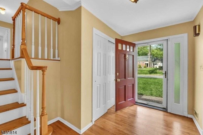 28 Bennington Rd - Photo 2 of 25