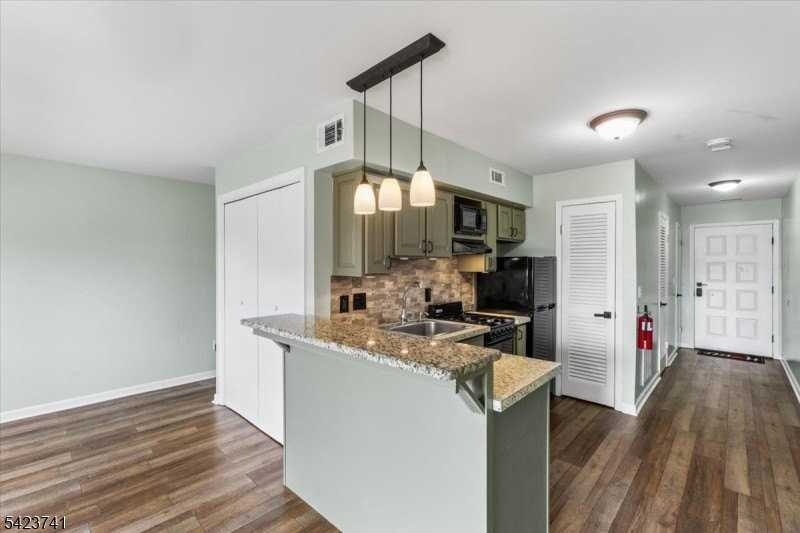 4 Alta Ct #5 - Photo 4 of 27