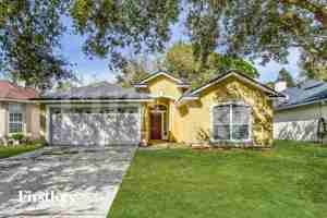 featured image of 729 Mackenzie Cir