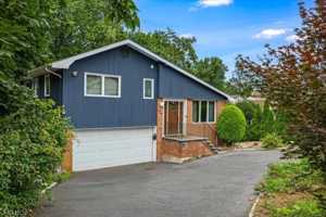 featured image of 511 Scotland Rd